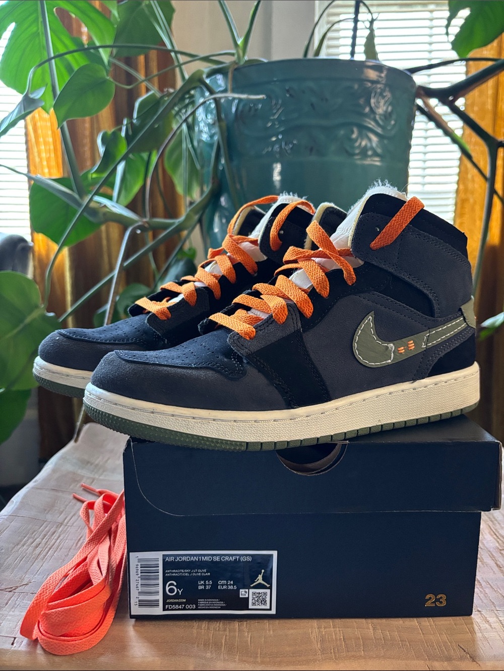 Nike Kids Black and Orange Mid-Top Sneakers